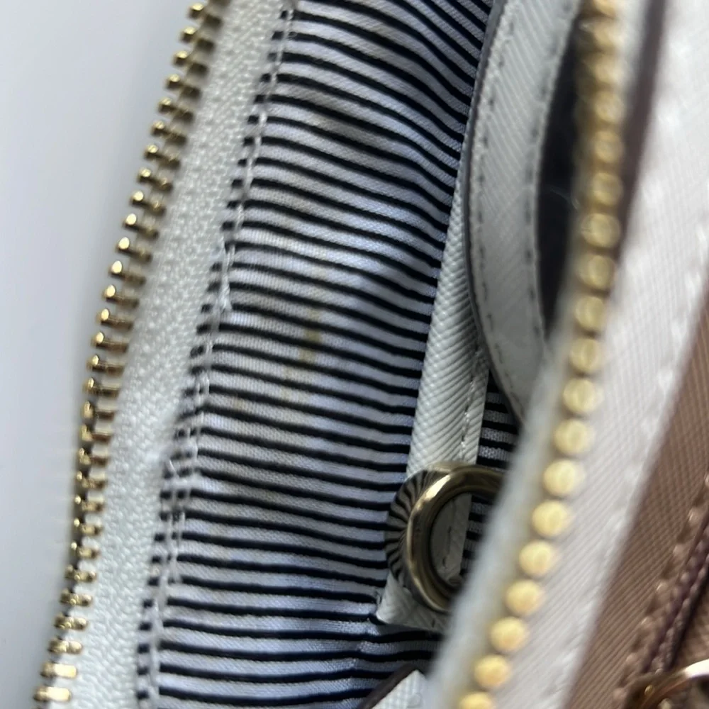 Clarks Brown and White Small Purse‎